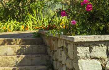 Natural stone steps and retaining wall